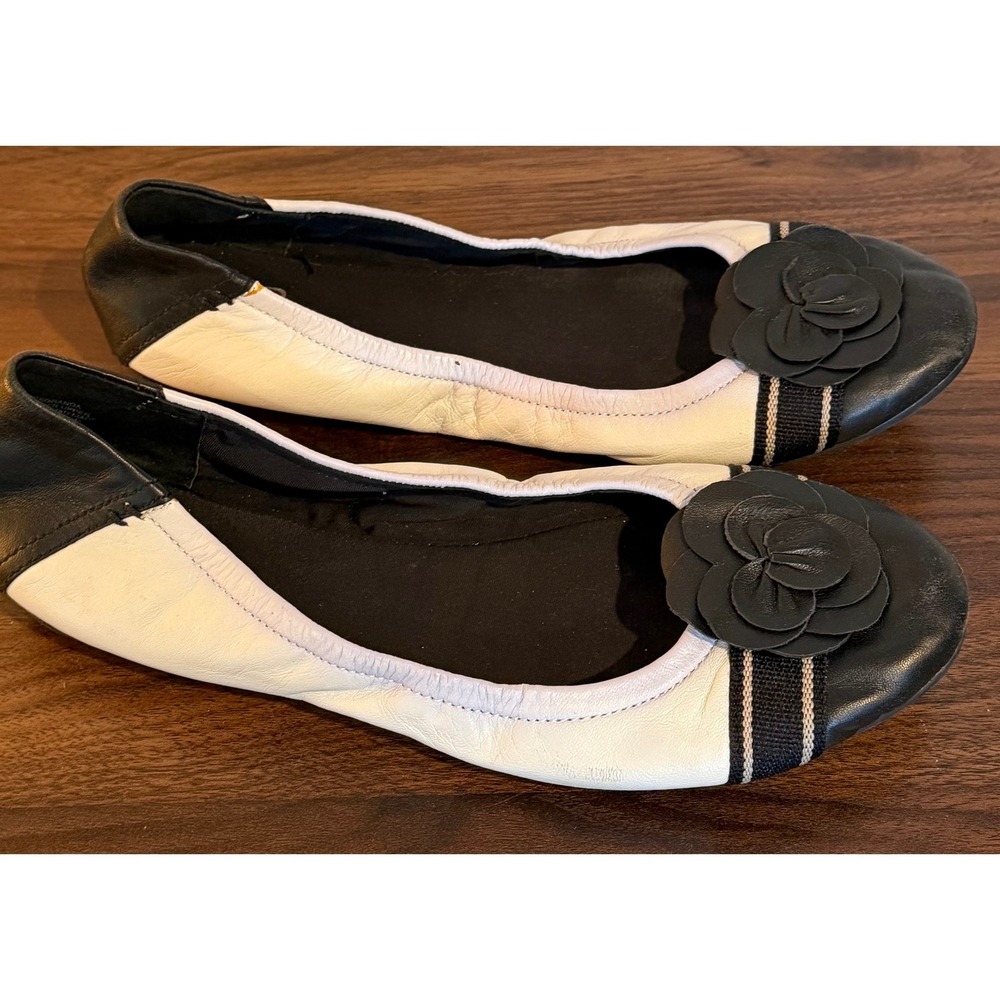 Easy Spirit e360 Esgranda Black White Leather Floral Rosette Ballet Flats 9M